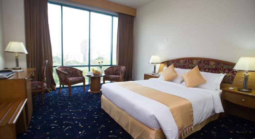Hotel Lake Castle - Parkview Dhaka Ngoại thất bức ảnh