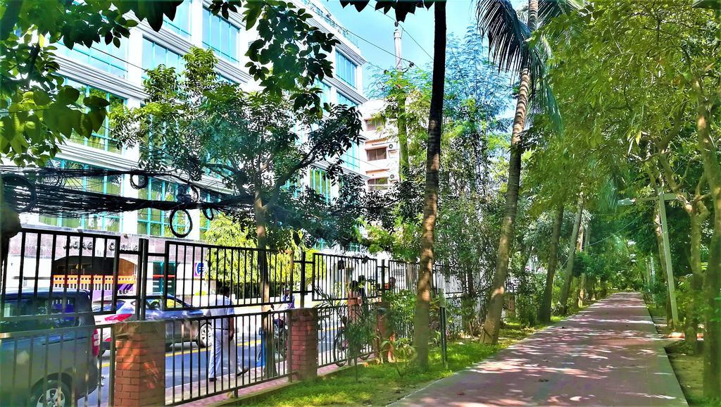 Hotel Lake Castle - Parkview Dhaka Ngoại thất bức ảnh